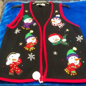 EUC Christmas sweater vest size M